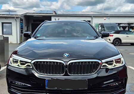 BMW 520d xDrive Touring-Sport Line