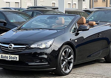 Opel Cascada Ultimate NAVI,AHK,R-KAMERA,20"LM,LEDER