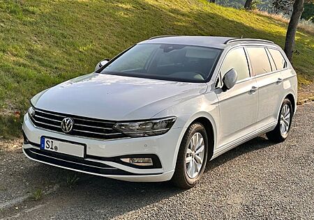 VW Passat Variant Volkswagen 2.0 TDI SCR Business Variant