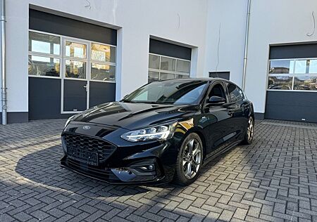 Ford Focus 1.5 EcoBoost ST-LINE Kamera B&O SHZ