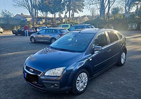 Ford Focus 2,0TDCi DPF Ghia Ghia