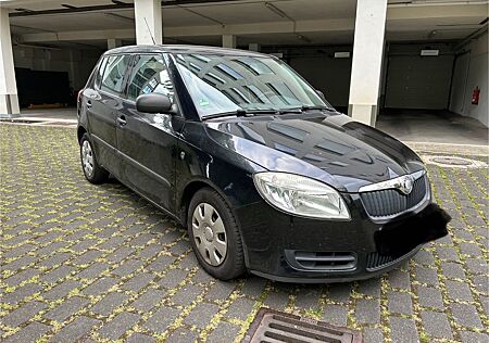 Skoda Fabia 1.2l - Perfekt als Stadtauto