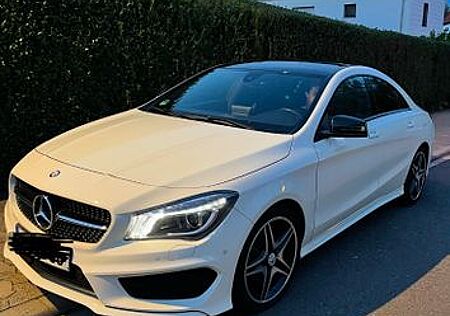 Mercedes-Benz CLA 200 AMG Style