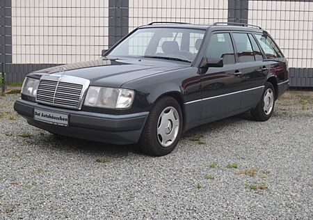 Mercedes-Benz 200 T