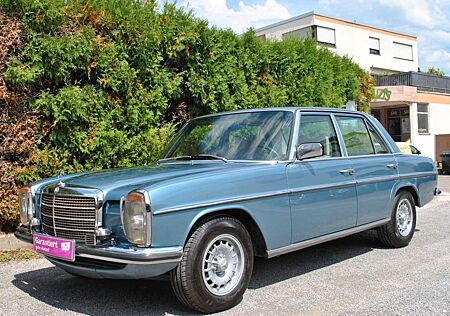 Mercedes-Benz 240 D 3.0 AUTOMATIK-KLIMA-El.FENSTER-EINZIGARTIG