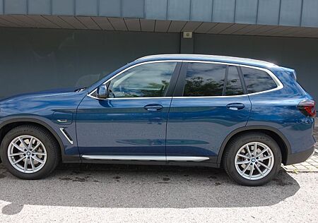 BMW X3 xDrive"30e"Hybrid"AHK"TOP ZUSTAND"