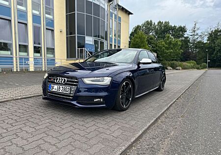 Audi S4 Lim. 3.0 TFSI quattro Bang & Olufsen