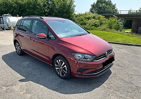 VW Golf Sportsvan Volkswagen 1.5 TSI ACT OPF 110kW DSG UNI...