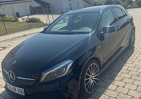 Mercedes-Benz A 220
