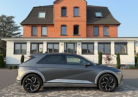 Hyundai IONIQ 5 Uniq 4WD PIXEL PANO HUD BOSE LEDER 360°