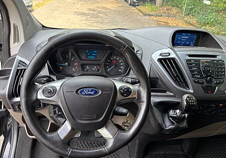 Ford Tourneo Custom SUPER FAMILY AUTO