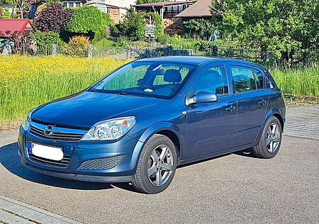 Opel Astra 1.6 85kW Tempomat Lederlenkrad