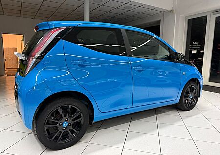 Toyota Aygo (X) Aygo (X) 1,0-l-VVT-i x-cite Kamera ALU Klima