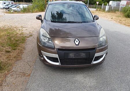 Renault Scenic dCi 110 X-mod