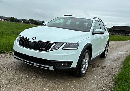 Skoda Octavia 1.8 TSI DSG 4x4 Scout Combi