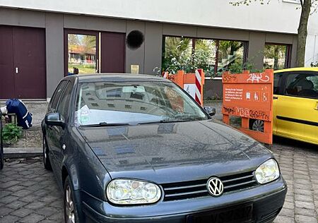 VW Golf Volkswagen 1.4 Basis Variant Basis