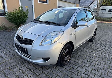 Toyota Yaris gebraucht kaufen Toyota Yaris Sol 1.4 D-4D