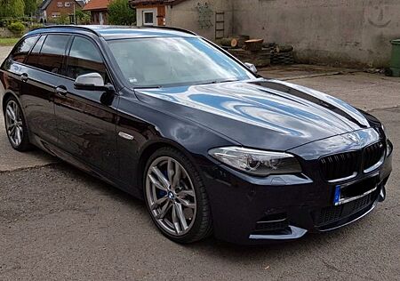 BMW M550d xDrive Touring A M