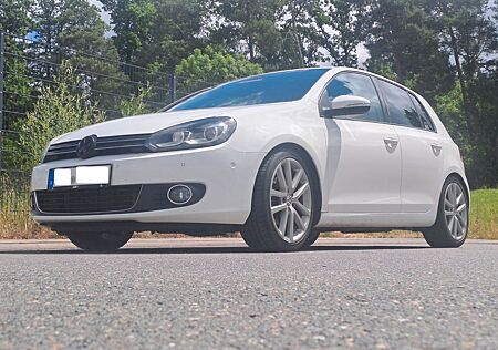 VW Golf Volkswagen 1.4 TSI 90 kW Highline