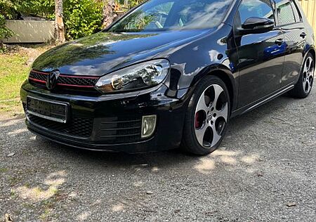 VW Golf Volkswagen 2.0 TSI GTI GTI
