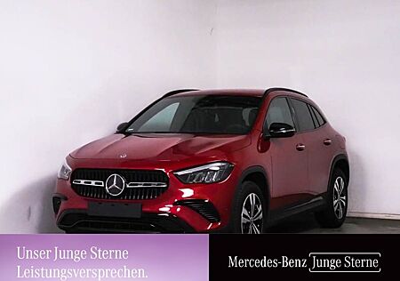 Mercedes-Benz GLA 180 Night Progressive LED Kamera el. Heck