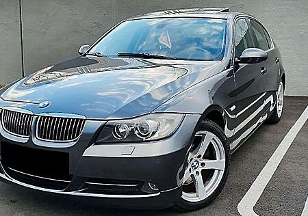 BMW 320d ; Automat.; Grau; Euro 4.