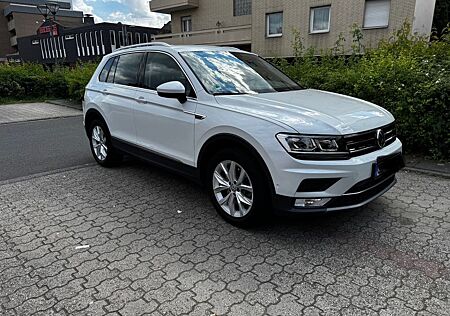VW Tiguan Volkswagen 2.0 TDI SCR 140kW DSG 4MOTION Highlin...