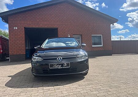 VW Golf Volkswagen VIII Lim. United