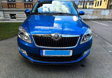 Skoda Fabia 1.2l TSI DSG nur 33tkm-Navi-wie neu