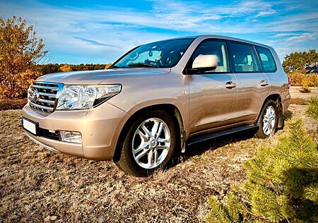 Toyota Land Cruiser 4,5-l-V8-D-4D Executive Automatik