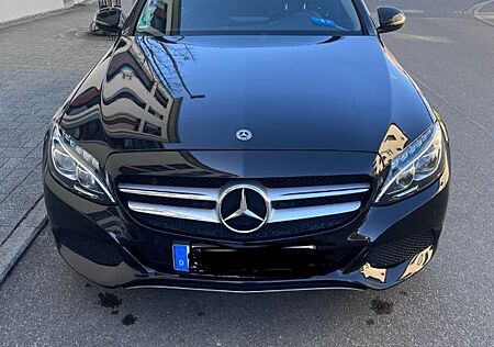 Mercedes-Benz 220 TD 9 G -TRONICK 4 MATIC