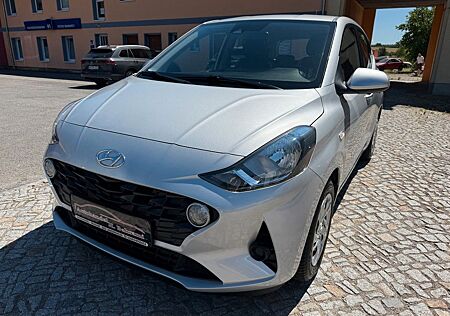 Hyundai i10 1.0 Select Klima Sitzheizung PDC 1.Hand