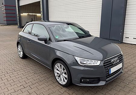 Audi A1 1.0 TFSI ultra design
