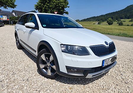 Skoda Octavia 2.0 TDI DSG 4x4 Scout Combi Scout