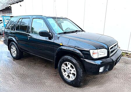 Nissan Pathfinder 3.3 V6 Automatik mit Gasanlage u AHK