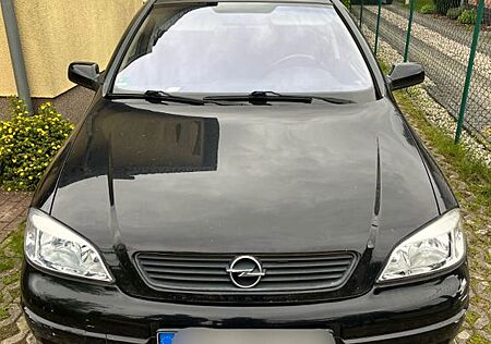 Opel Astra 1.6 16V Selection