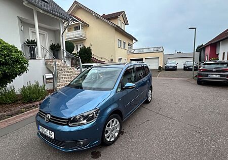 VW Touran Volkswagen 1.6 TDI CUP, 7 Sitzer / Inspektion neu