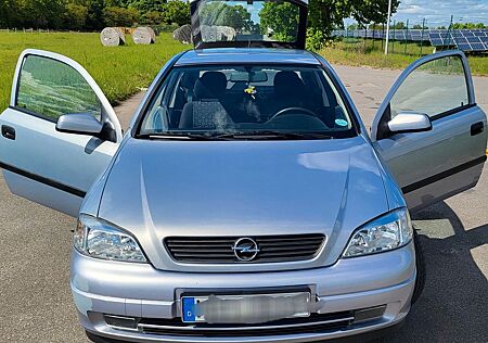 Opel Astra 1.6 Edition 2000 Edition 2000
