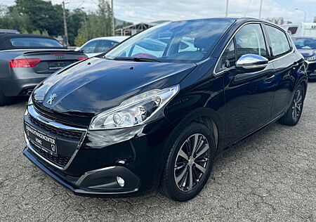 Peugeot 208 1.2 Allure PureTech 110 EAT6 S&S NAVI/GAR!