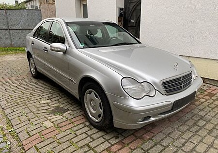 Mercedes-Benz C 220 C -Klasse Lim. CDI *2-Hand*