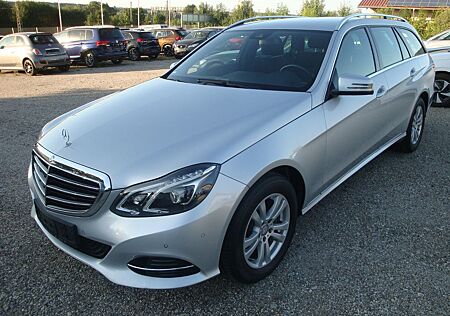 Mercedes-Benz E 220 T-Modell Elegance BlueEfficiency