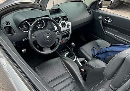 Renault Megane Coupé-Cabriolet Exception 2.0 16V Tur...