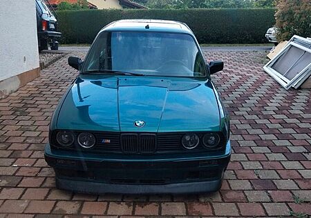 BMW 325i E 30 Touring