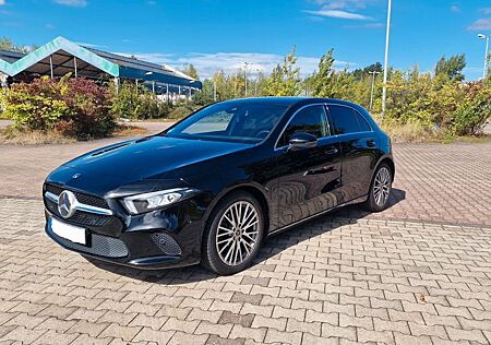 Mercedes-Benz A 160 A160 Progressive LED MBUX LED PDC GARANTIE