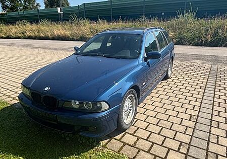 BMW 525i A Lifestyle touring Lifestyle
