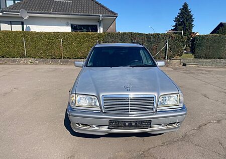 Mercedes-Benz C 200 T ELEGANCE