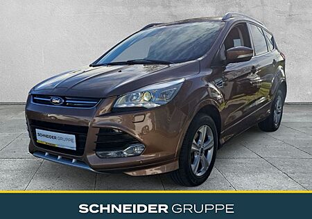 Ford Kuga 1.6 EcoBoost 4x4 NAVI+BI-XENON+DAB+SHZ+MAB