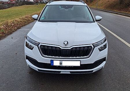 Skoda Kamiq 1.5l TSI ACT CLEVER Navi AHK