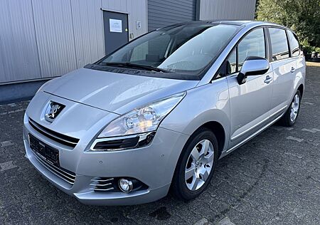 Peugeot 5008 Business-Line HDI 115*Top Zustand*alle Wart