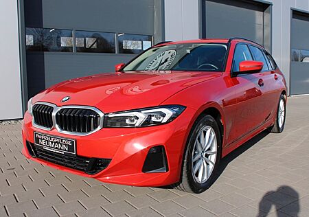 BMW 320d xDrive Touring AUT LED PDC NAVI SHZ
